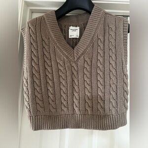 Abercrombie & Fitch Brown Cable Knit Sweater Vest